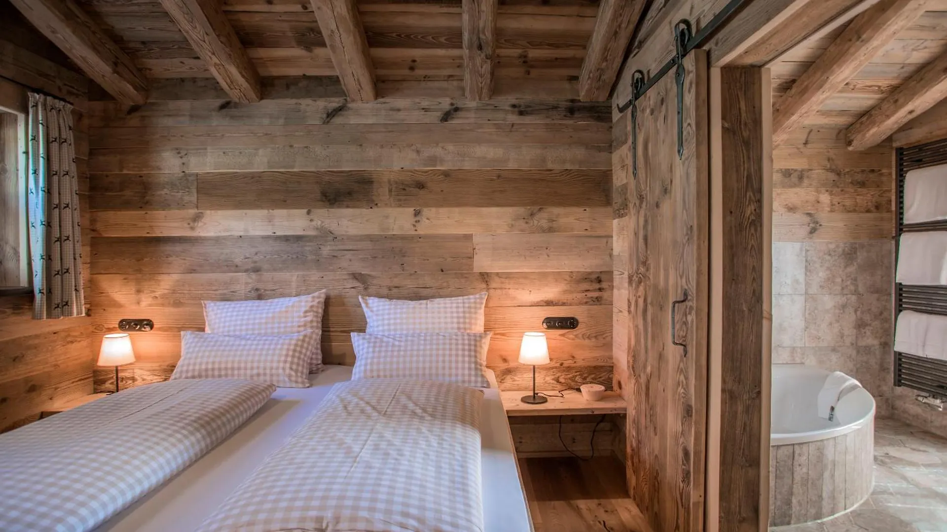 Gerendaház Alpin Chalets Oberjoch - Luxus Unterkunft Mit Privatem Spa Und Zugang Zu 3000 Qm Spa Panoramahotel Oberjoch Bad Hindelang