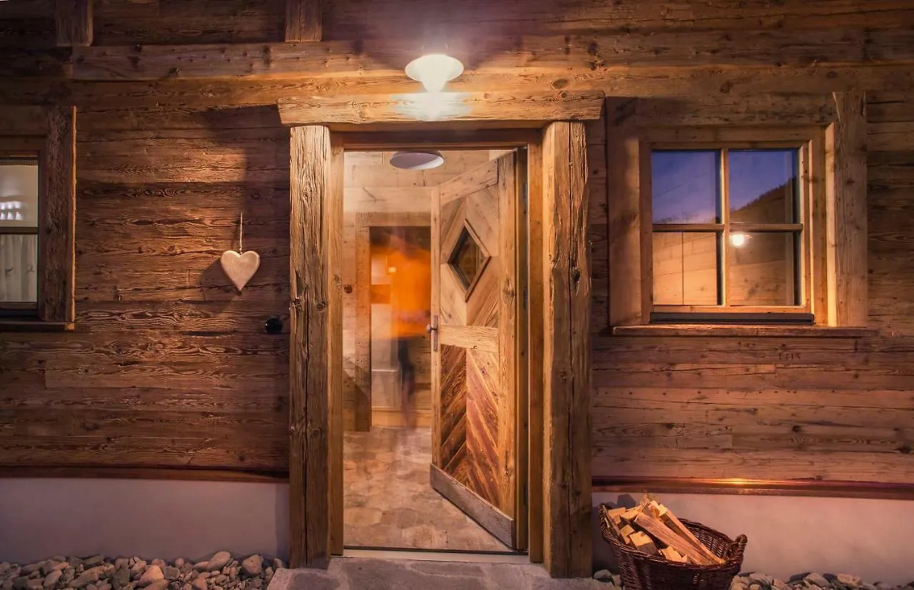 Alpin Chalets Oberjoch - Luxus Unterkunft Mit Privatem Spa Und Zugang Zu 3000 Qm Spa Panoramahotel Oberjoch Bad Hindelang